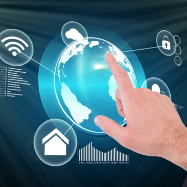 hand-touching-planet-earth_1134-210